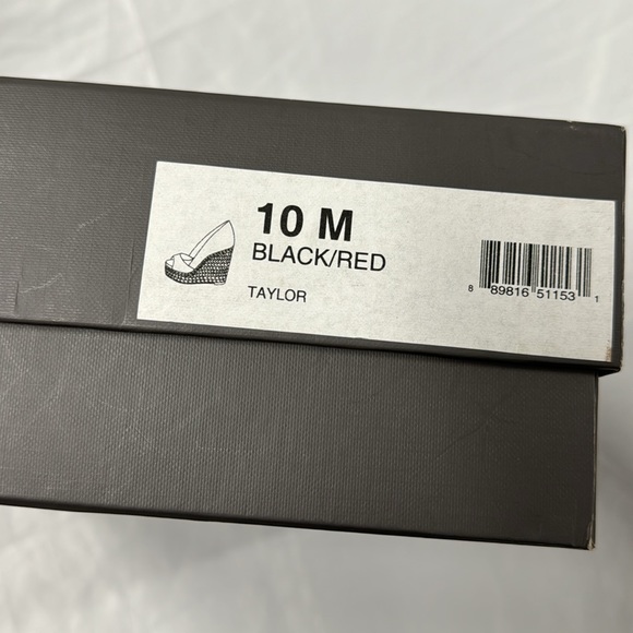 BRAND NEW Vince Camuto Wedges - Picture 7 of 7